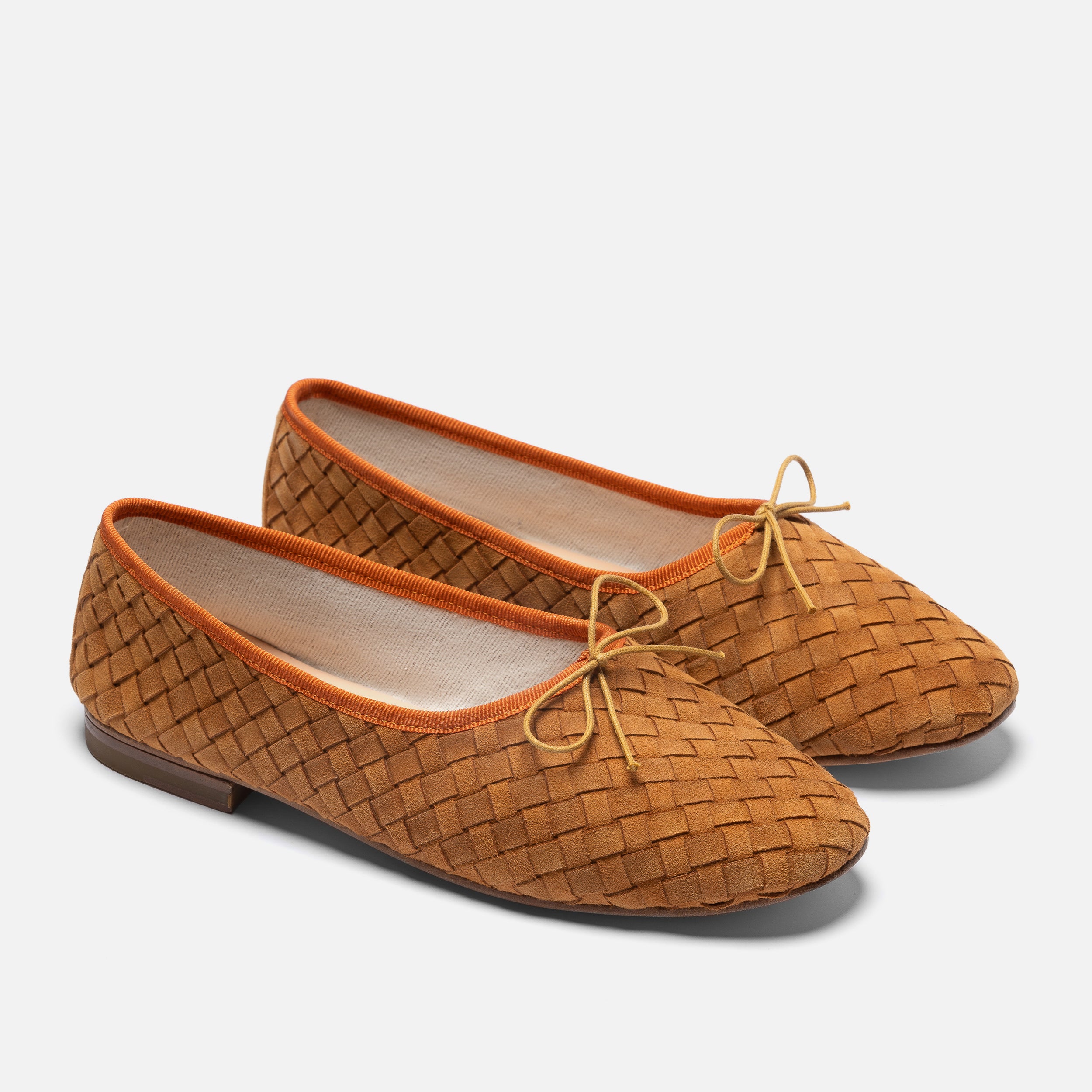 The Woven Rotonda Ballerina