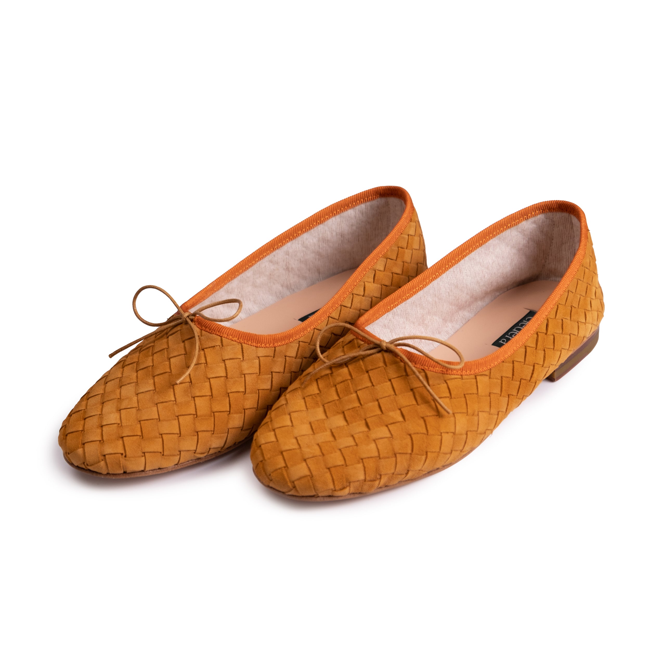 The Woven Rotonda Ballerina