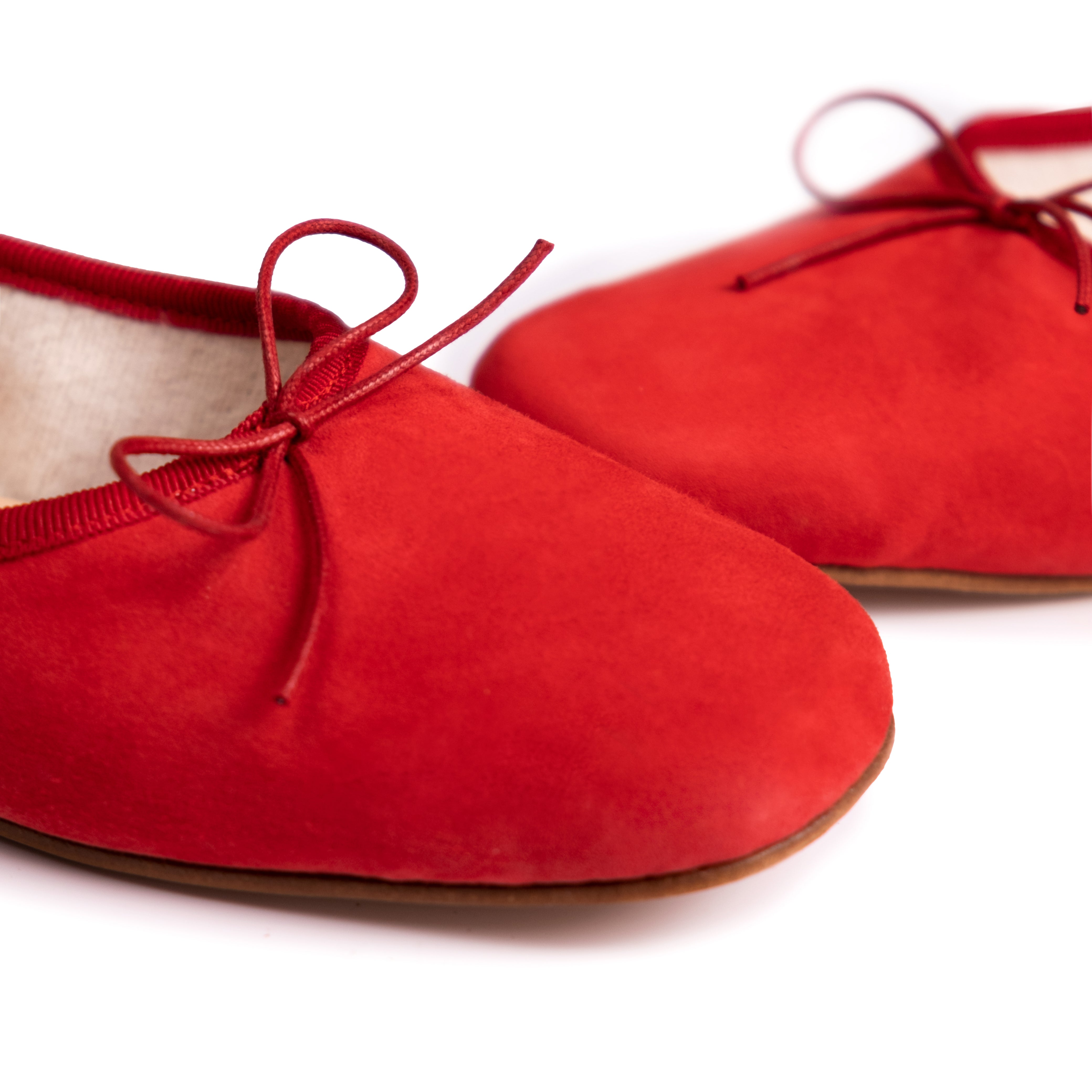 Eledera_Quadra_Red_Suede_detail